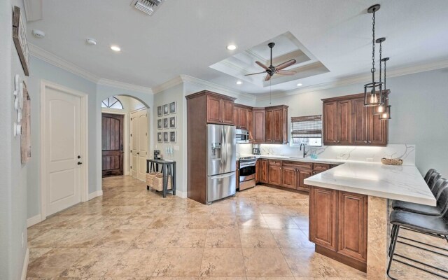 Coastal Naples Getaway ~ 2 Mi to Beaches!