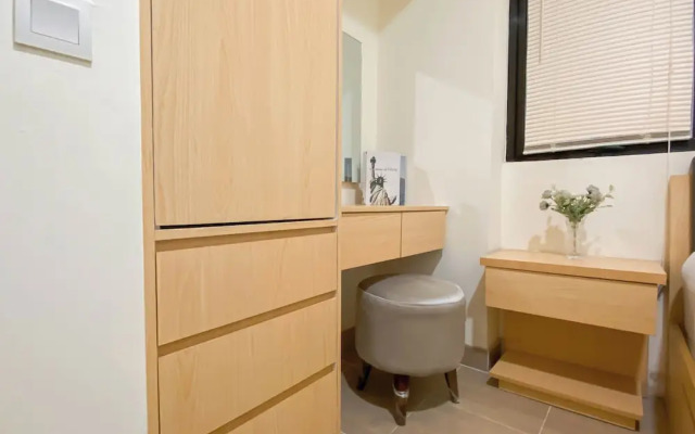 Spacious And Good 3Br At Meikarta Apartment