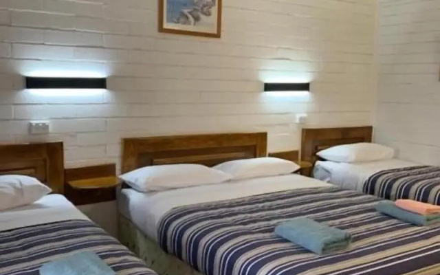 Finley Motel