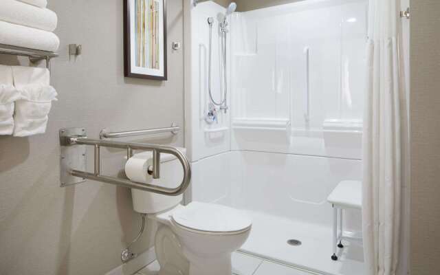 Wingate by Wyndham St. Clairsville/Wheeling