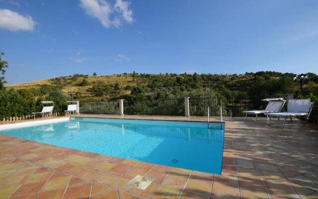 Ceretanum Holiday House