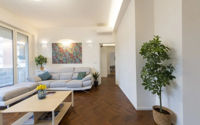 Housmart Fossolo 28 (Limited Hours Front Desk Need To Contact Property In Advance)