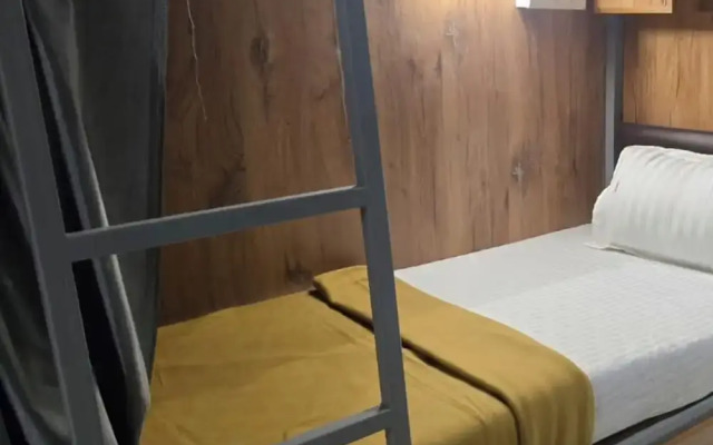 Classy Ac Dormitory