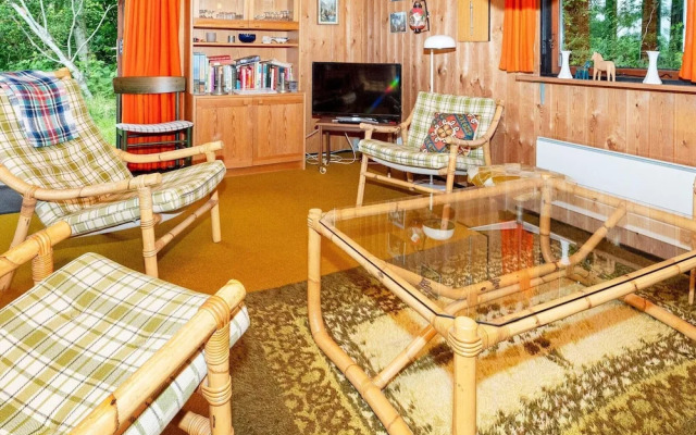 Lovely Holiday Home in SpÃ¸ttrup near Sea