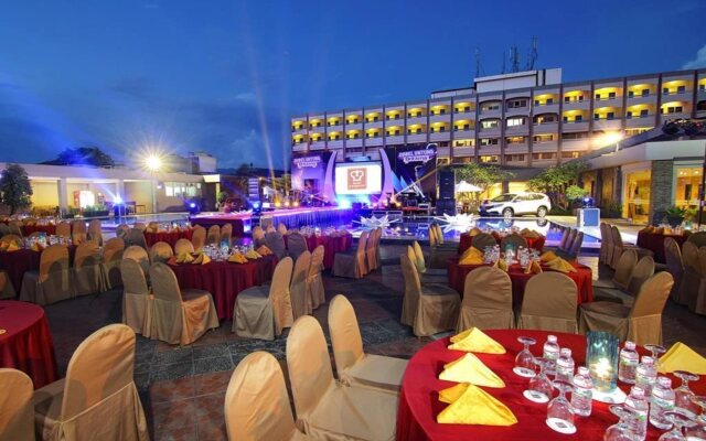 Hotel Pangeran Beach