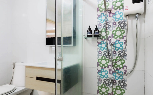 OYO 995 Blue Cafe Apartment