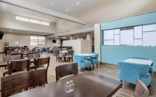 MainStay Suites Bricktown - near Medical Center