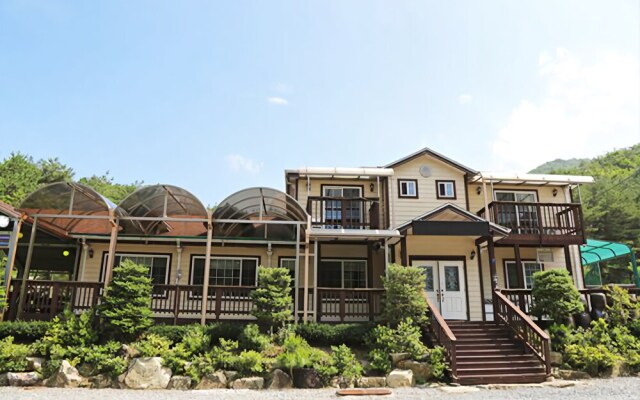 Wongju Bridge Pension