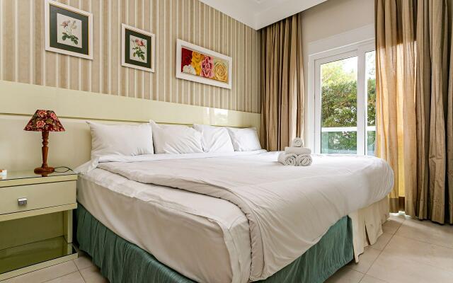 Frente Mar ao lado do Costão do Santinho #CSA01