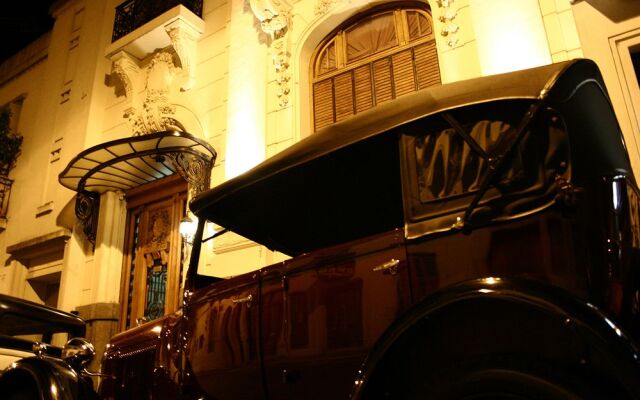 Mansion Dandi Royal