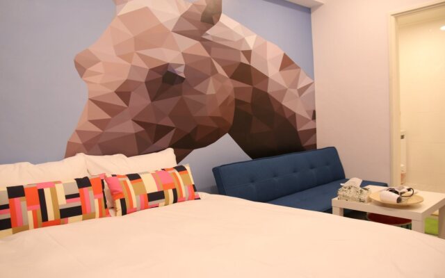 Fengjia Base14 Hostel