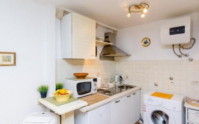 Old Town Economy Apartments