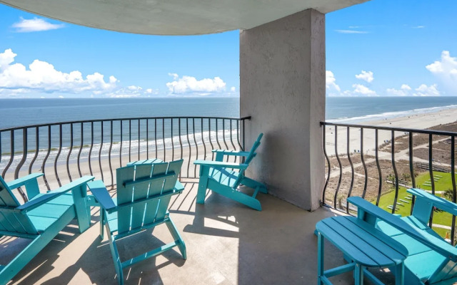 Palms Resort by Elliott Beach Rentals