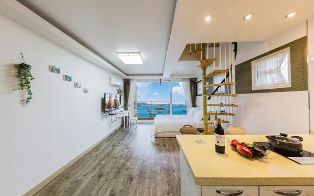 Geoje Blue Marae Pension