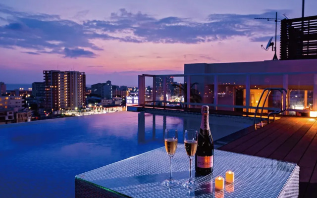 Aqua Palace Chatan by Coldio Premium