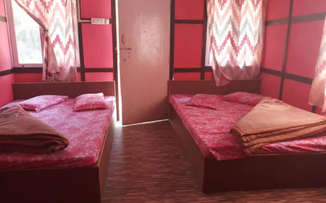 Vamoosetrail Reshi River Cottage