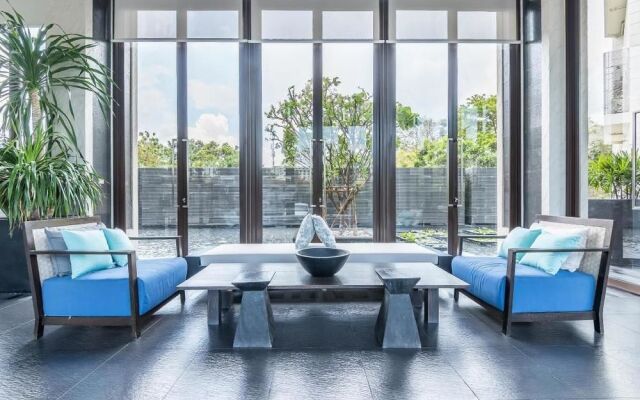 Reflection Jomtien Beach Condo by Dome