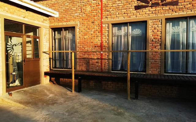 Swartberg Cottages
