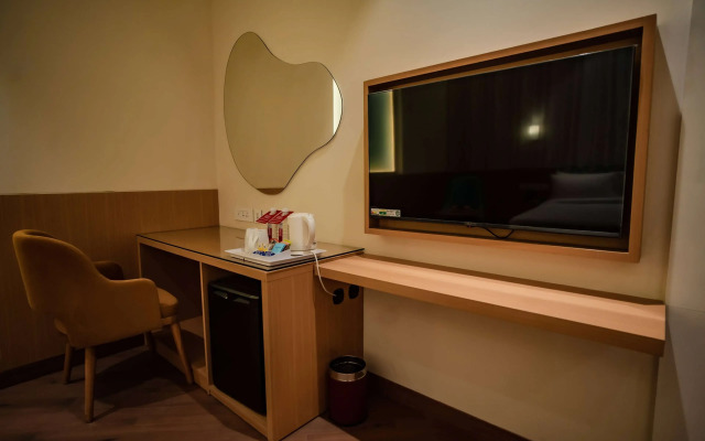 Ramada Encore by Wyndham Lucknow Airport