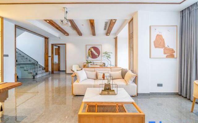 Yunshang Grassland Anji Yinxuanyuan Holiday Homestay