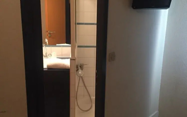 Hôtel 25 MONTELIMAR