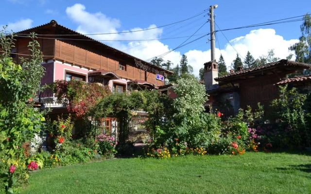 Zlatniyat Telets Guest Rooms