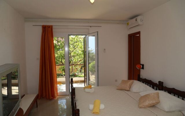 Apartments Mare