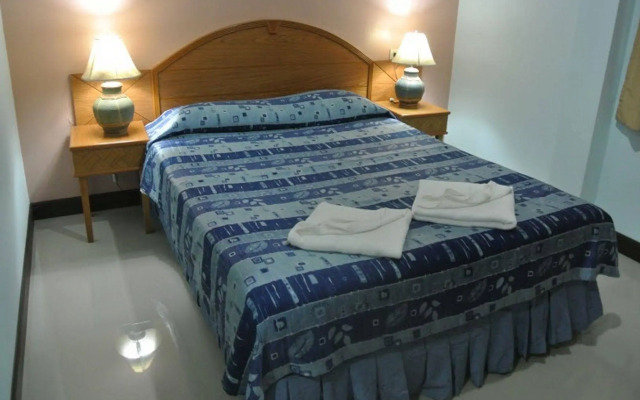Silla Patong Hostel