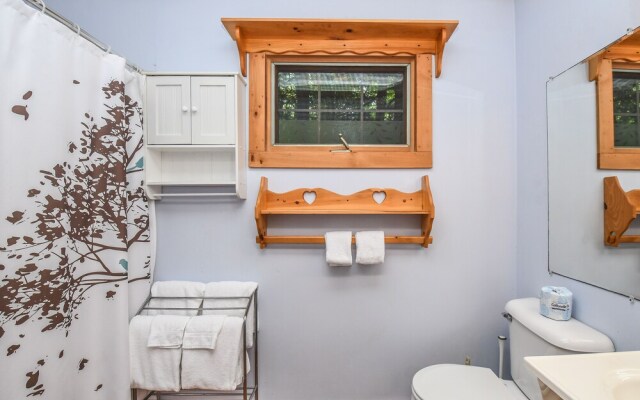 Tucked Inn 4 Bedroom House