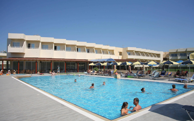 Relax Hotel