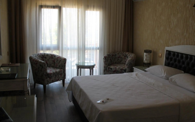 Bella View Art Boutique Hotel