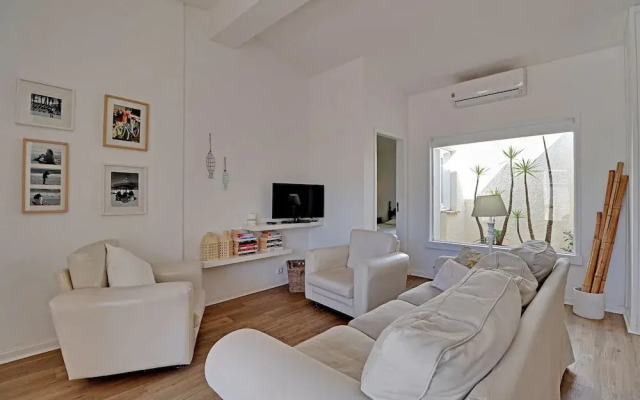 Vilamoura Golf Villa 1 by Homing