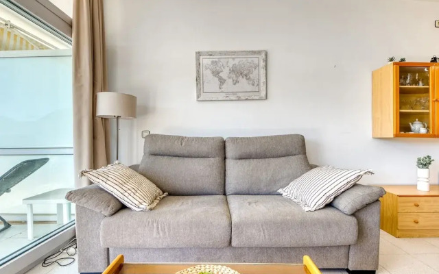 Apartment in Roses Near Beach