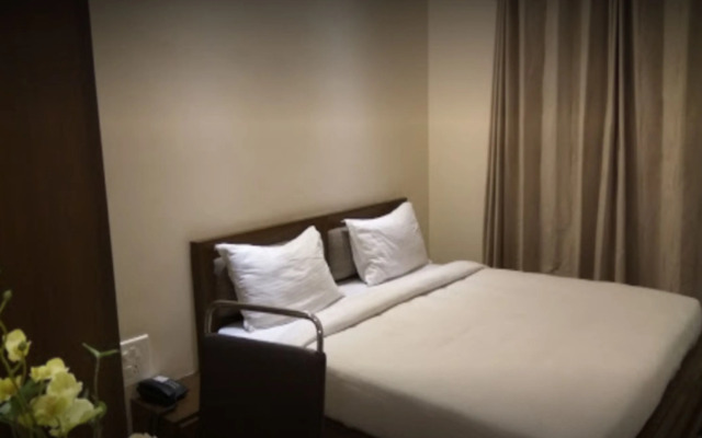 Hotel Raja Rani Residency