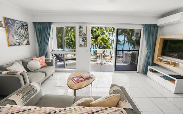 Agincourt Beachfront Apartments