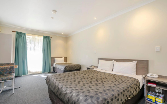 Werribee Motel & Apartments