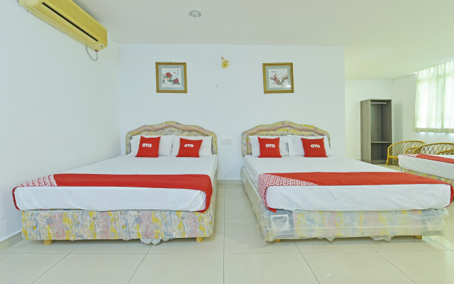 Super OYO 90494 Sam Huat Hotel