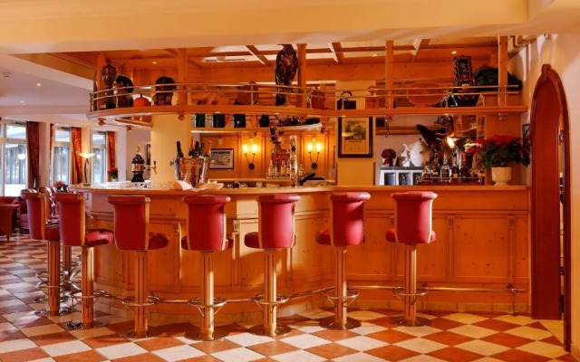 The Glacier Hotel (ex Eurotel Victoria)