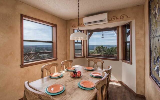 Lindleys Valley View - Three Bedroom Cabin