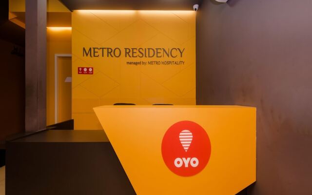 OYO Flagship 13885 Metro Residency