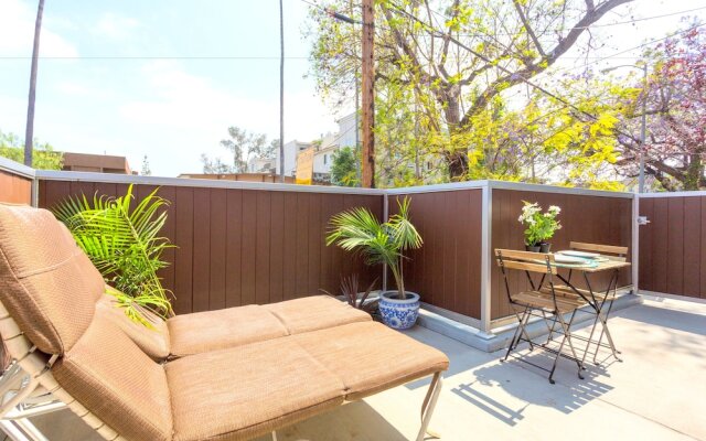 1 Bedroom near Hollywood Sights