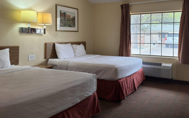 Travelodge by Wyndham Lubbock