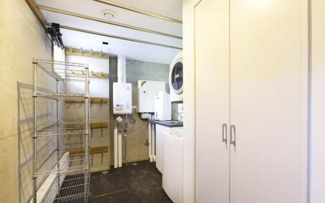 Asanagi 3 bedroom by Hokkaido Tracks