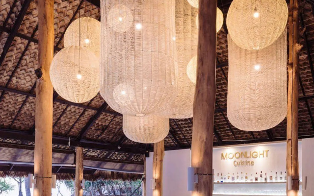 Moonlight Bay Resort