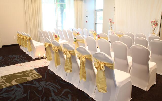 Staybridge Suites St. Petersburg Downtown by IHG