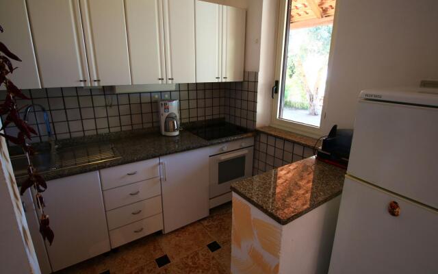 Cozy Holiday Home in Ricadi near Sea