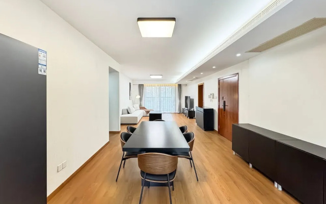 Tyms Entire 3-bedroom Apt By Takashimaya