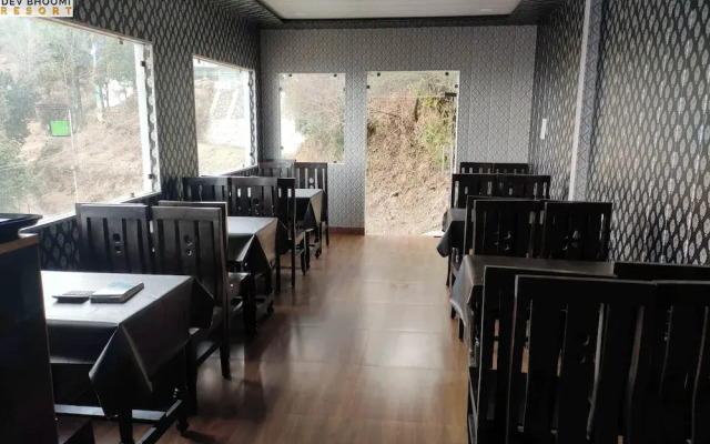 Dev Bhoomi Resort