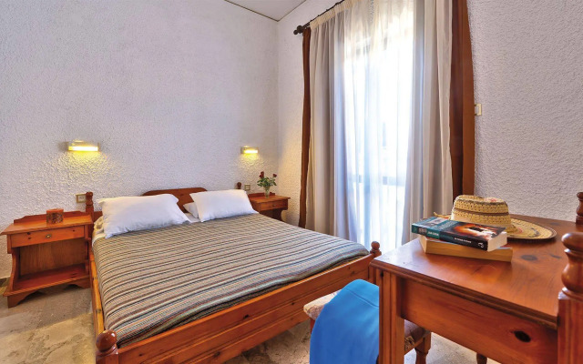 Lia Apartments