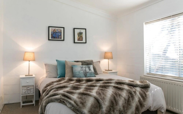 Feathertop Alpine Lodge